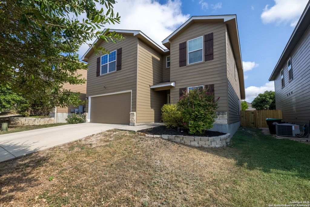 11515 N Peak, San Antonio, TX 78245