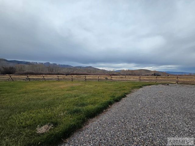 1119 Hwy 28, Salmon, ID 83467