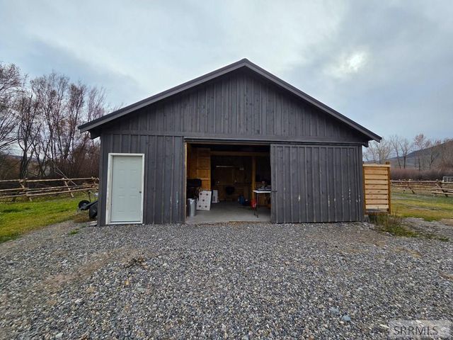 1119 Hwy 28, Salmon, ID 83467