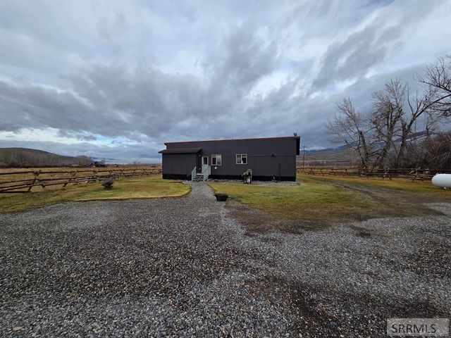 1119 Hwy 28, Salmon, ID 83467