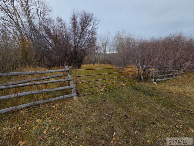 1119 Hwy 28, Salmon, ID 83467