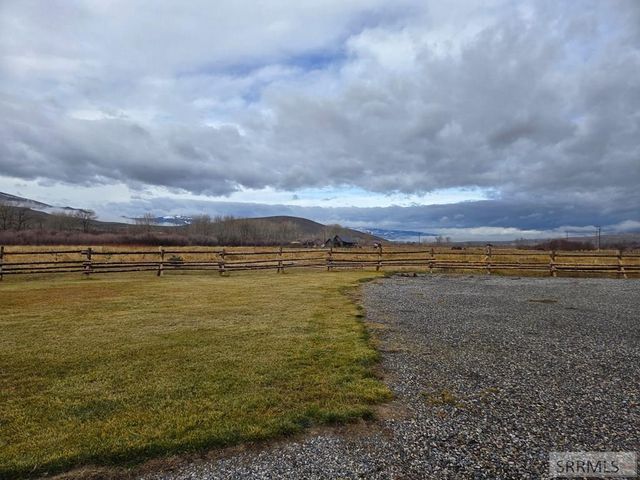 1119 Hwy 28, Salmon, ID 83467
