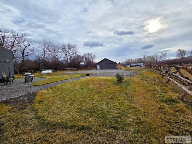 1119 Hwy 28, Salmon, ID 83467
