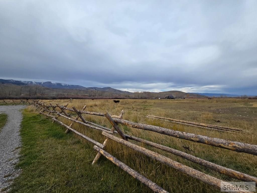 Image 18 of property listing at 1119 Hwy 28, Salmon, ID 83467