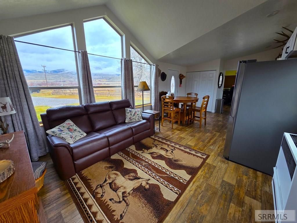 Image 20 of property listing at 1119 Hwy 28, Salmon, ID 83467