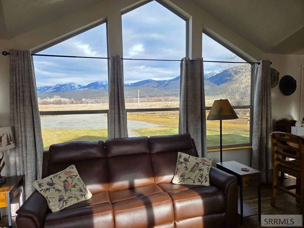 Image 23 of property listing at 1119 Hwy 28, Salmon, ID 83467