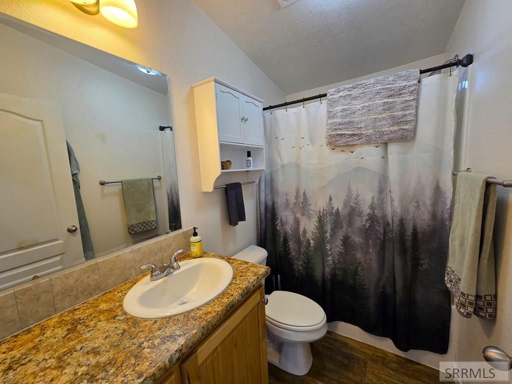 Image 39 of property listing at 1119 Hwy 28, Salmon, ID 83467