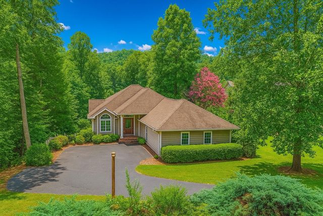 1914 Buccaneer RD, Moneta, VA 24121