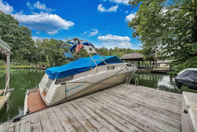 1914 Buccaneer RD, Moneta, VA 24121