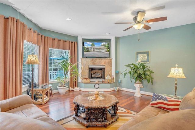 1914 Buccaneer RD, Moneta, VA 24121