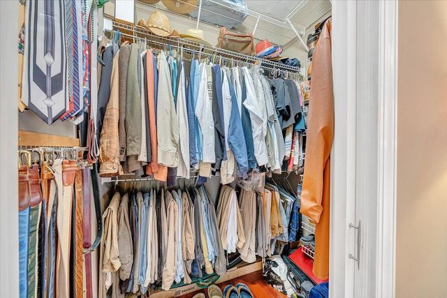 1914 Buccaneer RD, Moneta, VA 24121