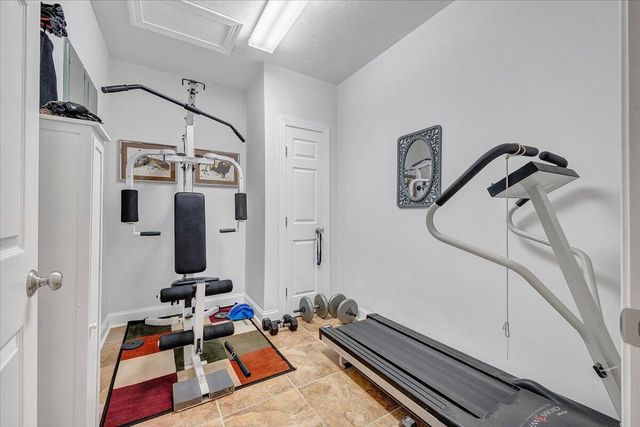 1914 Buccaneer RD, Moneta, VA 24121