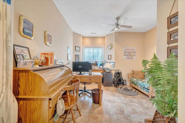 1914 Buccaneer RD, Moneta, VA 24121