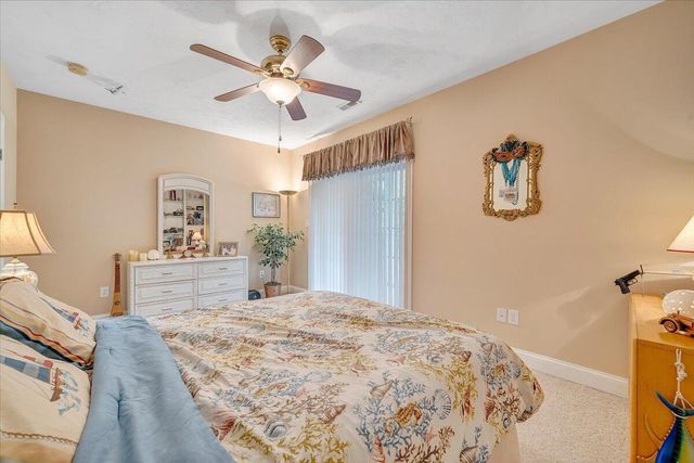 1914 Buccaneer RD, Moneta, VA 24121