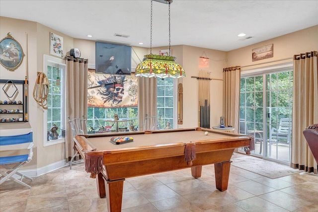 1914 Buccaneer RD, Moneta, VA 24121