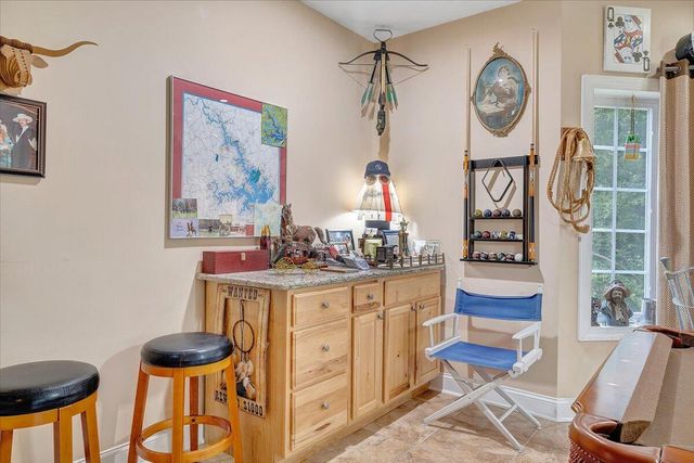 1914 Buccaneer RD, Moneta, VA 24121