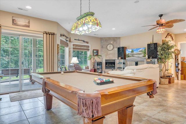 1914 Buccaneer RD, Moneta, VA 24121