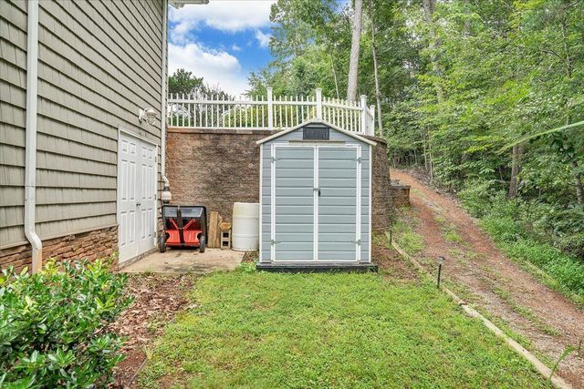 1914 Buccaneer RD, Moneta, VA 24121