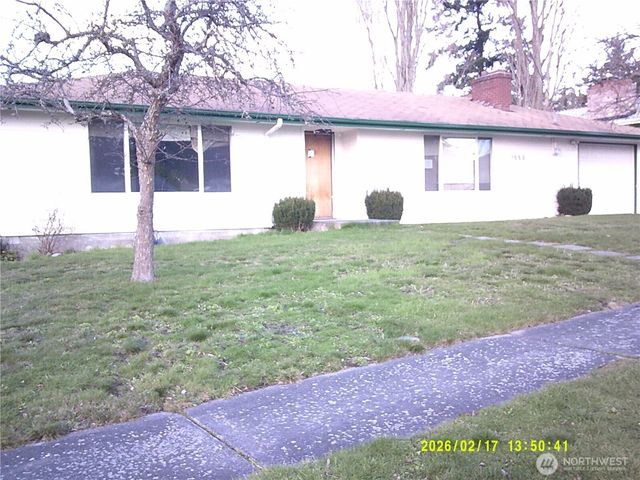1550 NE 8th Avenue, Oak Harbor, WA 98277