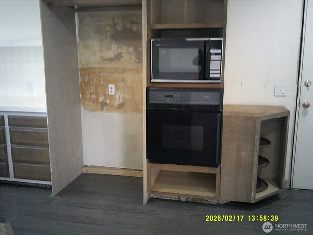 1550 NE 8th Avenue, Oak Harbor, WA 98277