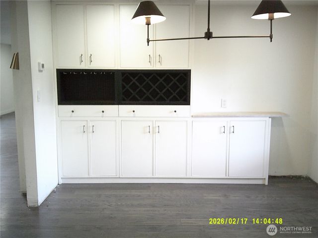 1550 NE 8th Avenue, Oak Harbor, WA 98277