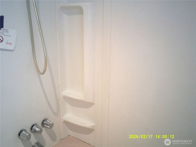 1550 NE 8th Avenue, Oak Harbor, WA 98277