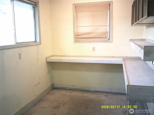 1550 NE 8th Avenue, Oak Harbor, WA 98277