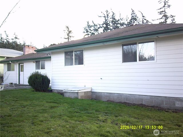 1550 NE 8th Avenue, Oak Harbor, WA 98277