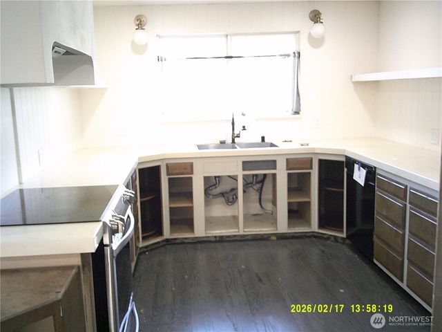 1550 NE 8th Avenue, Oak Harbor, WA 98277