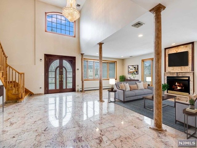 47 Grove Street, Little Falls, NJ 07424