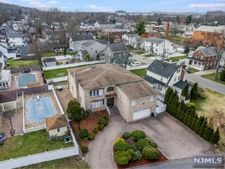 47 Grove Street, Little Falls, NJ 07424