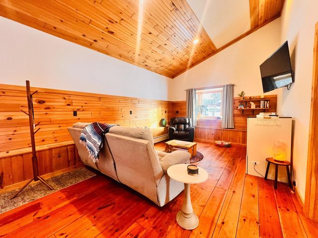 97 Danielle Road, Jay, NY 12941