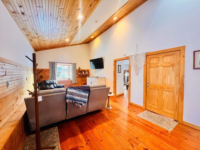 97 Danielle Road, Jay, NY 12941