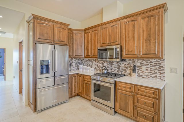 337 Scholle Road, Mountainair, NM 87036