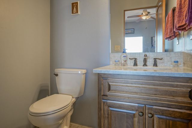 337 Scholle Road, Mountainair, NM 87036