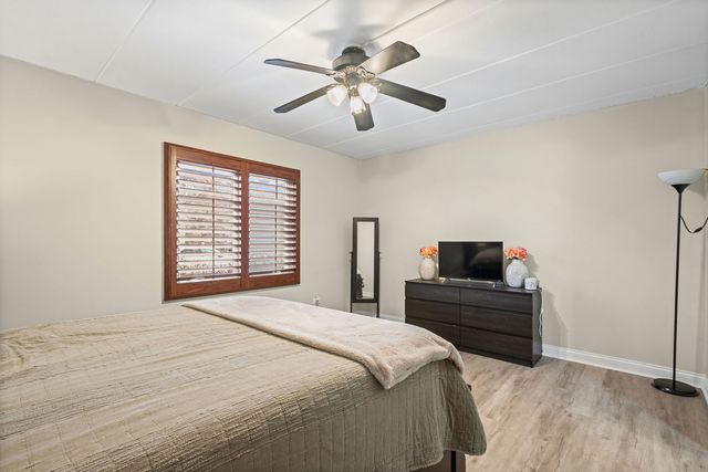 10831 S Keating Avenue 1NW, Oak Lawn, IL 60453