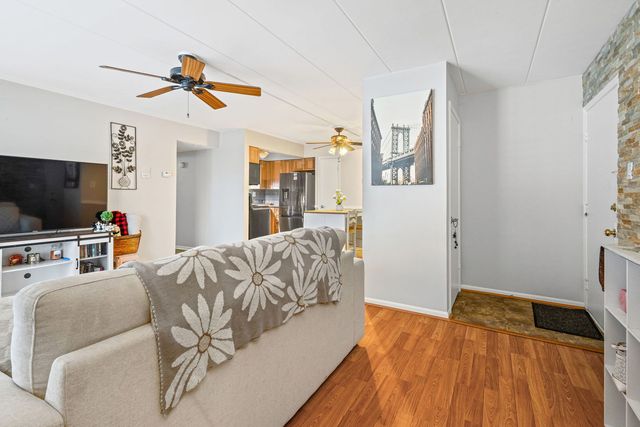 10831 S Keating Avenue 1NW, Oak Lawn, IL 60453