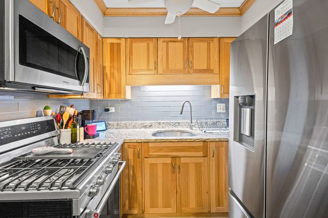 10831 S Keating Avenue 1NW, Oak Lawn, IL 60453