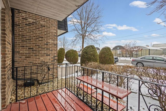 10831 S Keating Avenue 1NW, Oak Lawn, IL 60453