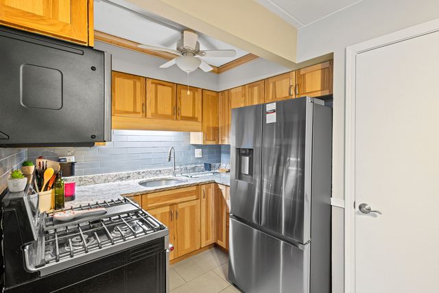 10831 S Keating Avenue 1NW, Oak Lawn, IL 60453