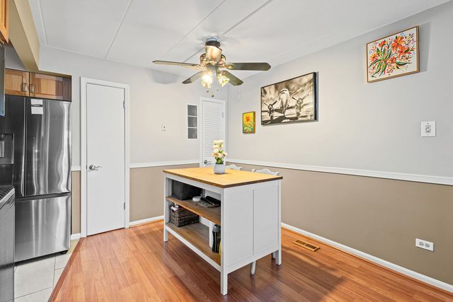 10831 S Keating Avenue 1NW, Oak Lawn, IL 60453