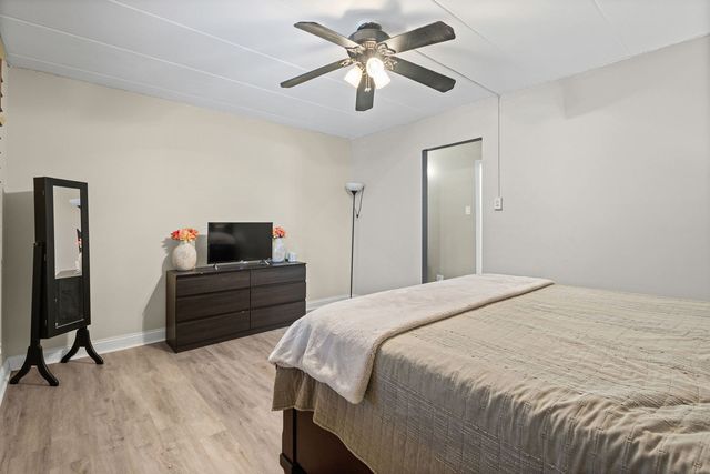 10831 S Keating Avenue 1NW, Oak Lawn, IL 60453