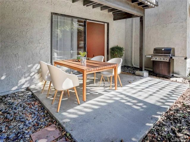 322 Orange Blossom, Irvine, CA 92618
