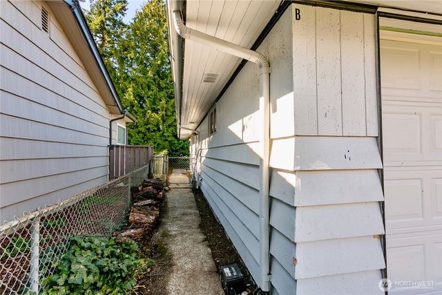 31327 12th Place S, Federal Way, WA 98003