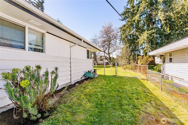 31327 12th Place S, Federal Way, WA 98003