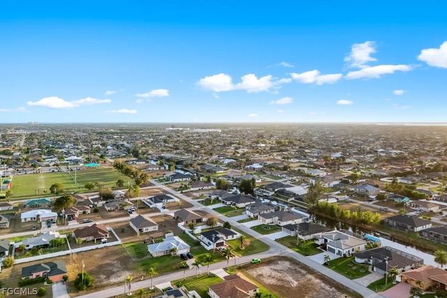 2514 SW 17th AVE, Cape Coral, FL 33914