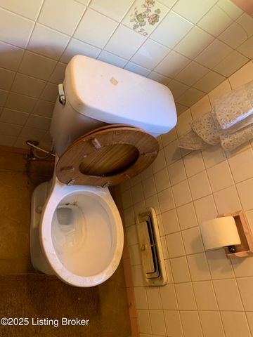 4609 Tween Rd, Louisville, KY 40207