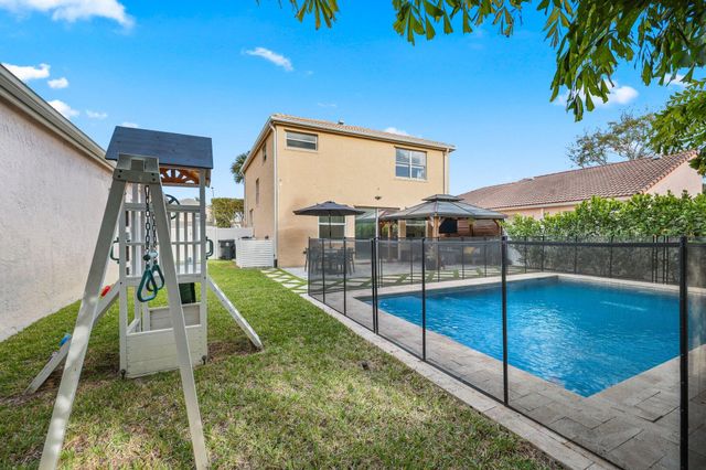 6939 Dawntree Court, Lake Worth, FL 33467