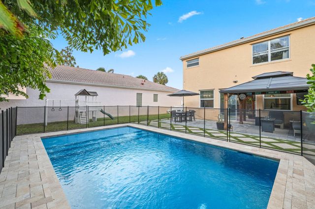 6939 Dawntree Court, Lake Worth, FL 33467