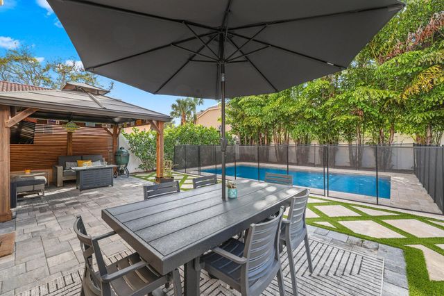 6939 Dawntree Court, Lake Worth, FL 33467